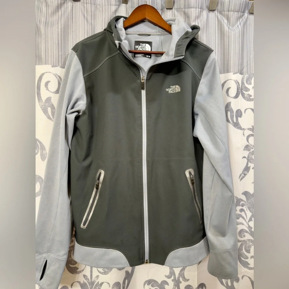 The North Face Kilowatt Men's Varsity Waterproof‎ Warm Gray Workwear Jacket Sz M